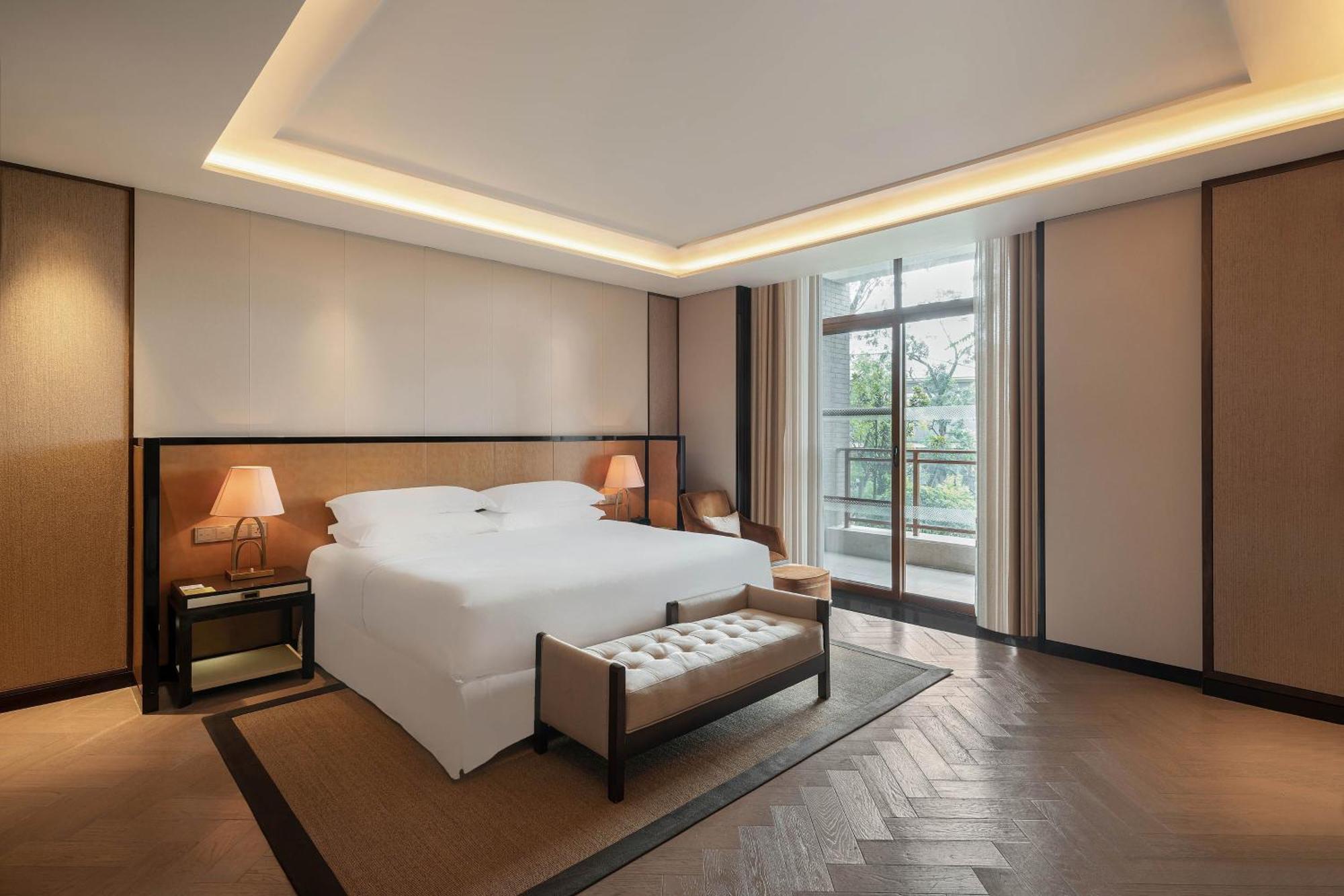 Four Points By Sheraton Chengdu, Anren Екстериор снимка